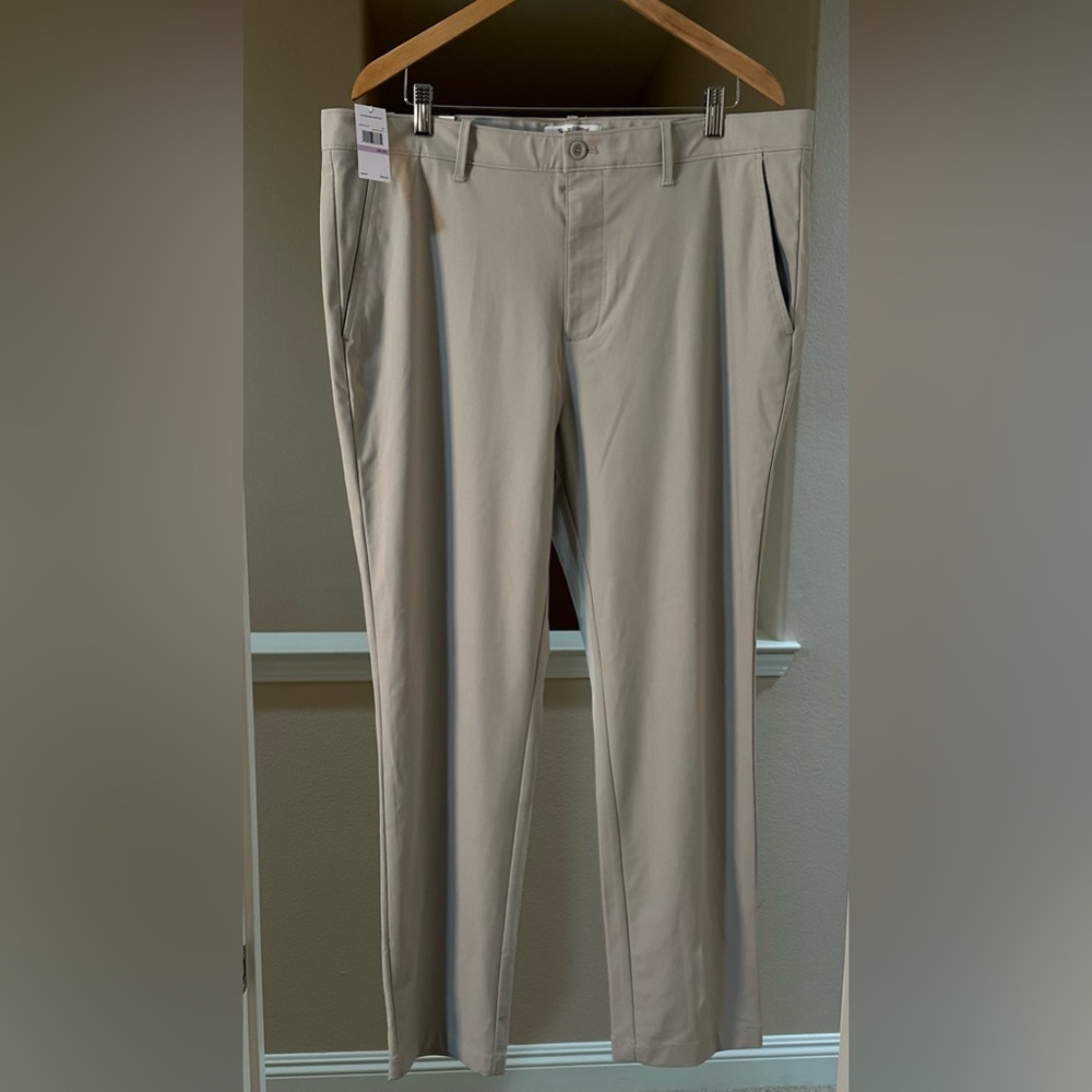 NWT‎ Men’s Penguin Slim Fit Stretch Moisture Wicking Agate Gray 38x30